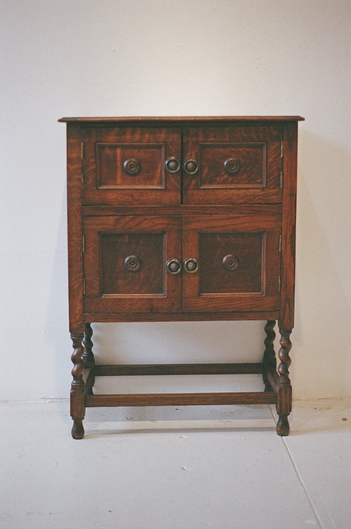 Early 20th Century English Oak Cabinet